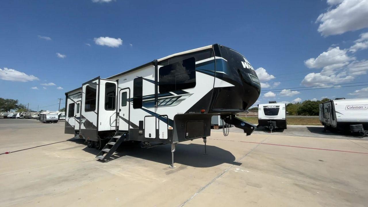 2021 HEARTLAND ROAD WARRIOR 351 (5SFCG4128ME) , Length: 41.5 ft. | Dry Weight: 14,530 lbs. | Gross Weight: 17,250 lbs. | Slides: 3 transmission, located at 4319 N Main St, Cleburne, TX, 76033, (817) 678-5133, 32.385960, -97.391212 - Are you an adventure seeker looking for the perfect toy hauler to take on your next road trip? Look no further than the 2021 Heartland Road Warrior 351, available for sale at RV Depot in Cleburne, TX. With its impressive features and capabilities, this toy hauler is ready to take you on unforgettabl - Photo #3