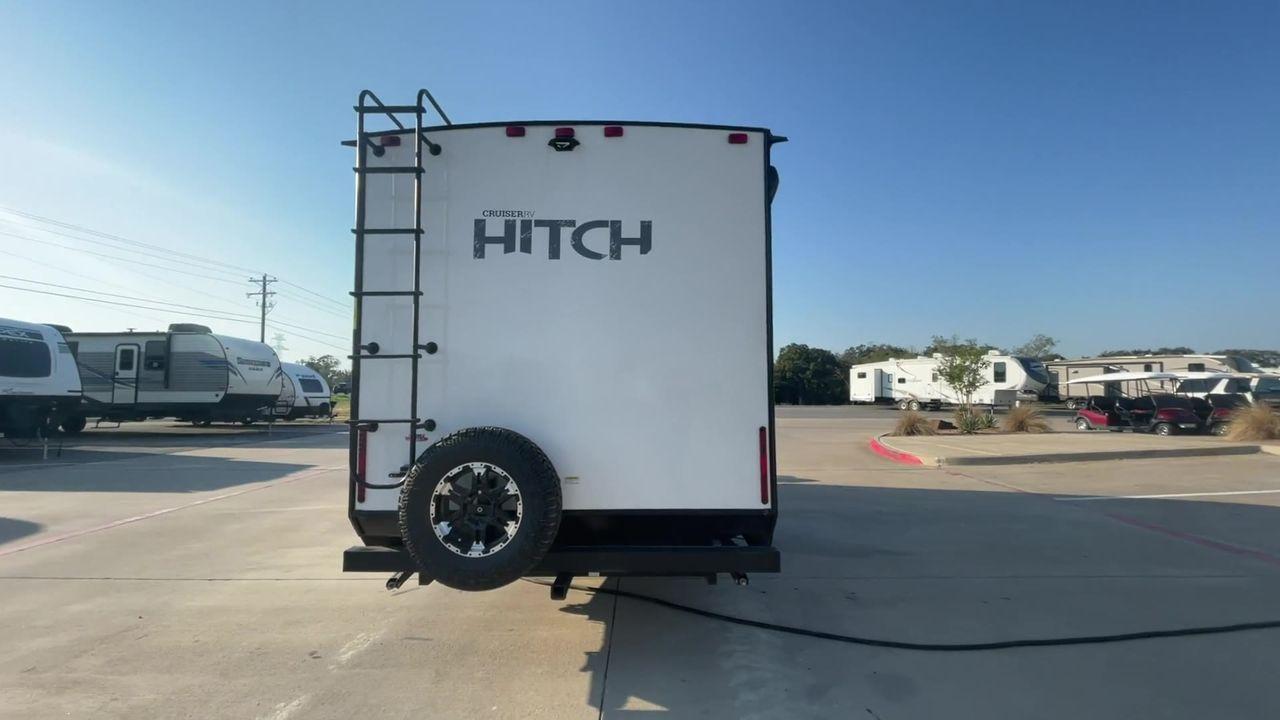 2022 CRUISER RV HITCH 18BHS (5RXRB2319N1) , Length: 22 ft | Dry Weight: 4,030 lbs | Gross Weight: 5,000 lbs | Slides: 1 transmission, located at 4319 N Main Street, Cleburne, TX, 76033, (817) 221-0660, 32.435829, -97.384178 - The 2022 Cruiser RV Corp Hitch 18BHS is a compact yet feature-packed travel trailer perfect for those who value comfort and convenience during their travels. Featuring a sleek and modern exterior design, this lightweight trailer measures approximately 22 feet in length, making it easy to tow and man - Photo #8