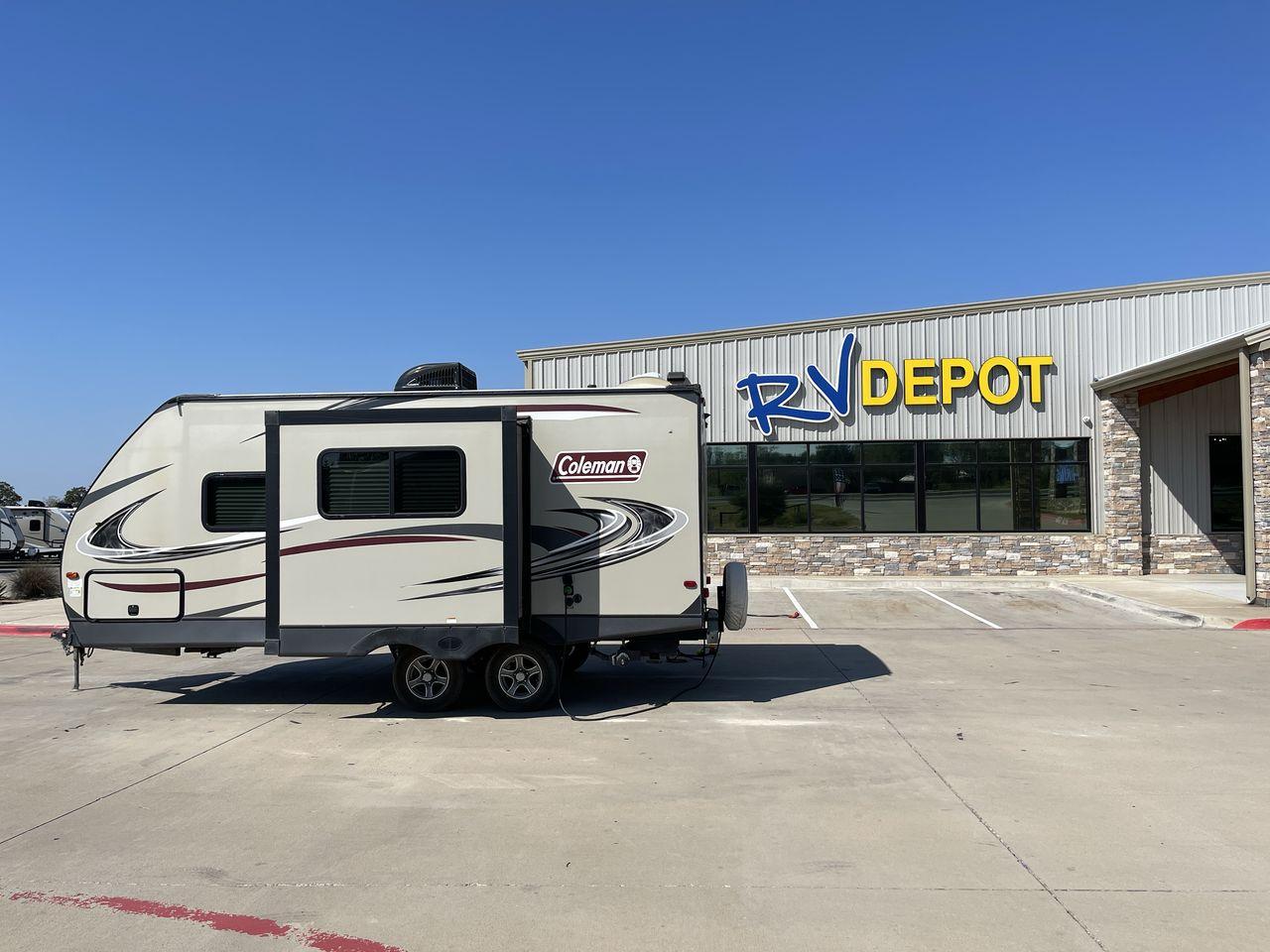 2020 KEYSTONE COLEMAN 1805RB (4YDT18029LM) , Length: 22.75 ft | Dry Weight: 4,448 lbs. | Slides: 1 transmission, located at 4319 N Main Street, Cleburne, TX, 76033, (817) 221-0660, 32.435829, -97.384178 - The 2020 Dutchmen Coleman 1805RB is a compact and lightweight travel trailer perfect for adventurers who value versatility and comfort during their travels. This trailer is ideal for both weekend getaways and extended trips, thanks to its manageable length of 22.75 feet and lightweight dry weight of - Photo #21