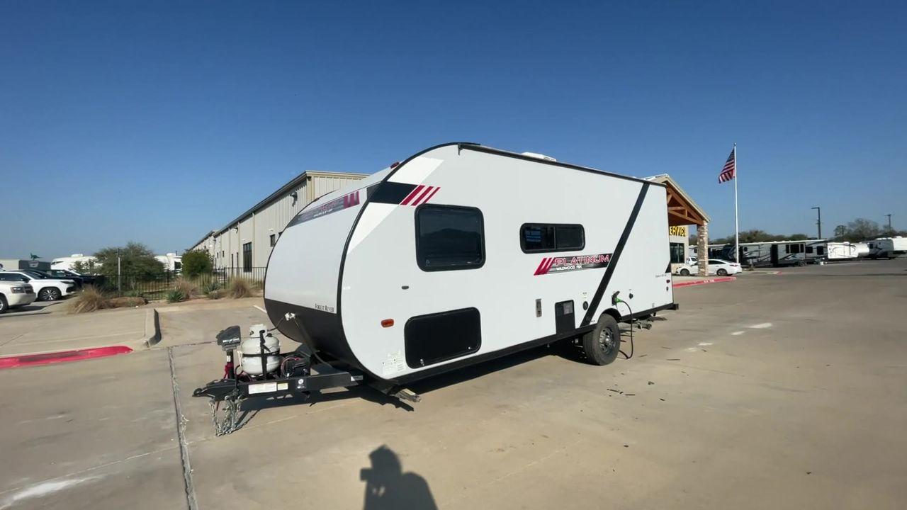 2021 FOREST RIVER WILDWOOD FSX 179DBK (4X4TWDT19MY) , Length: 22.5 ft. | Dry Weight: 3,219 lbs. | Slides: 0 transmission, located at 4319 N Main Street, Cleburne, TX, 76033, (817) 221-0660, 32.435829, -97.384178 - The 2021 Forest River Wildwood FSX 179DBK is a compact and versatile travel trailer. With a length of 22.5 feet and a dry weight of just 3,219 pounds, this lightweight model is easily towable by a variety of vehicles, making it ideal for spontaneous getaways or longer journeys. The main living area - Photo #5