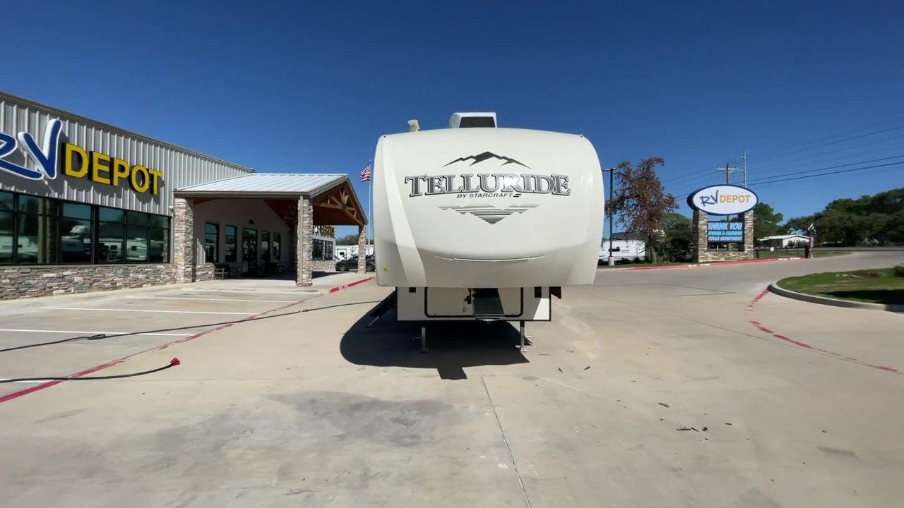 2021 STARCRAFT TELLURIDE 297BHS (1SACS0BS6M3) , Slides: 2 transmission, located at 4319 N Main Street, Cleburne, TX, 76033, (817) 221-0660, 32.435829, -97.384178 - Discover the ultimate blend of luxury and adaptability with the 2021 Starcraft Telluride 297BHS. This fifth wheel comes with two slideouts and a spacious 21-foot power awning, providing plenty of room for outdoor relaxation and entertainment. Designed to comfortably accommodate up to 10 people, this - Photo #4