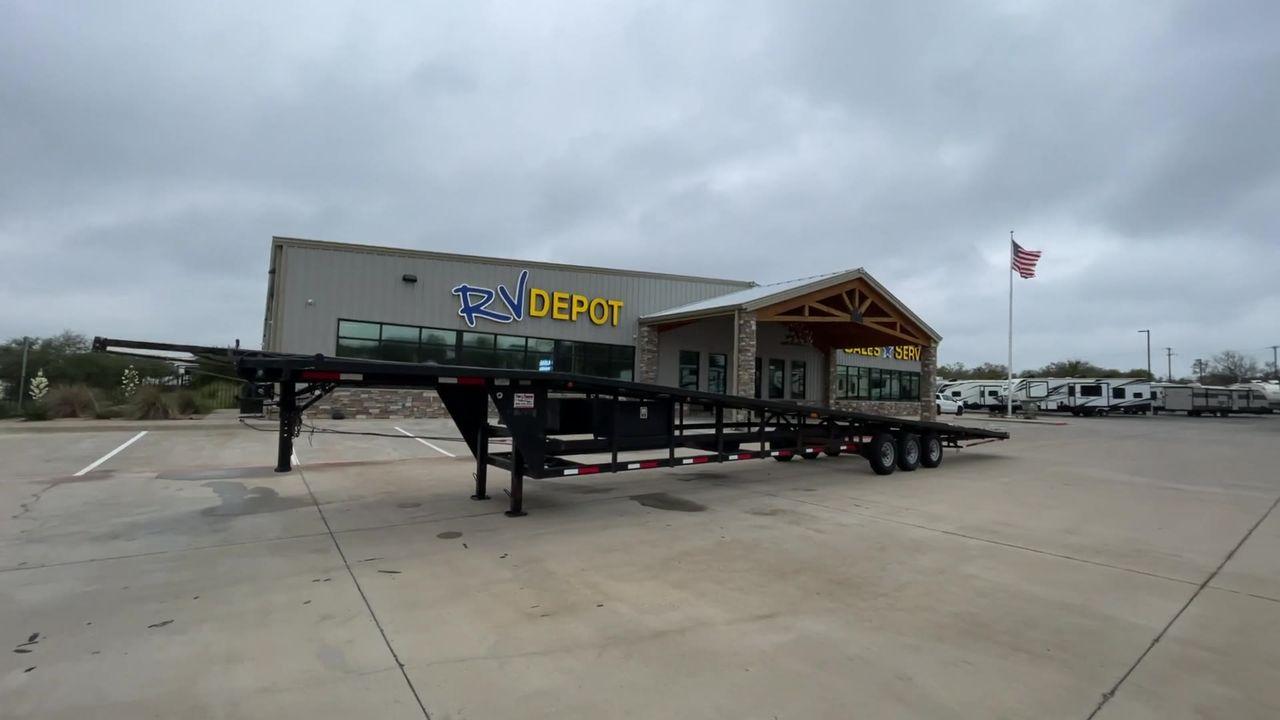 2016 TAKE 3 TRA (1T9TS5033GB) , located at 4319 N Main St, Cleburne, TX, 76033, (817) 678-5133, 32.385960, -97.391212 - The 2016 Take 3 TRA trailer is a reliable and well-designed transport solution that easily meets the demands of hauling various types of vehicles. Crafted with durability and functionality in mind, this trailer offers a robust towing platform for your vehicles. With its thoughtfully engineered desig - Photo #5