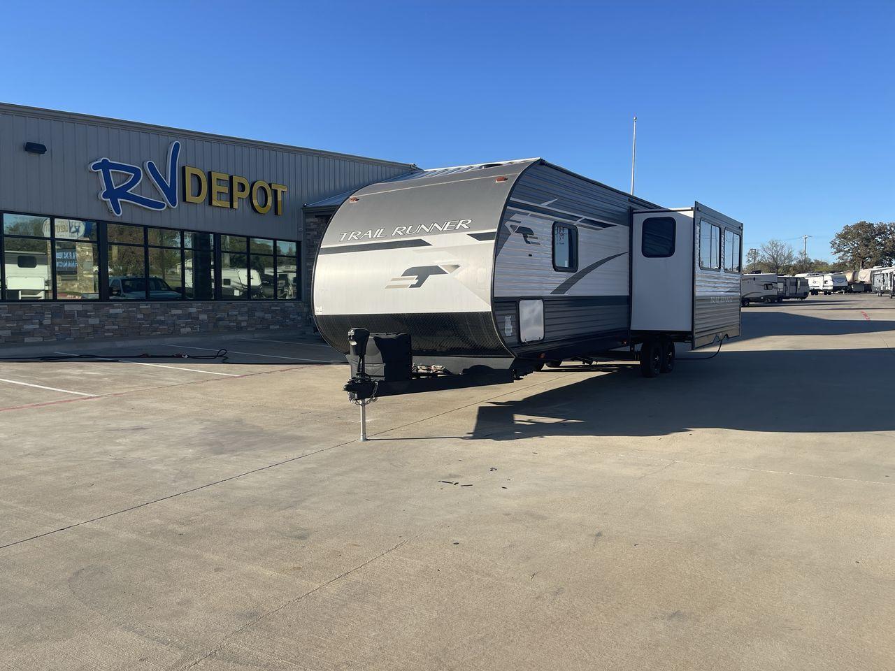 2023 HEARTLAND TRAIL RUNNER 31DB (5SFEB3723PE) , located at 4319 N Main St, Cleburne, TX, 76033, (817) 678-5133, 32.385960, -97.391212 - Are you looking for a spacious and comfortable travel trailer to embark on your next adventure? Look no further than the 2023 Heartland Trail Runner 31DB, available at RV Depot in Cleburne, TX. With its impressive features and affordable price of $37,995, this travel trailer is perfect for families - Photo #0