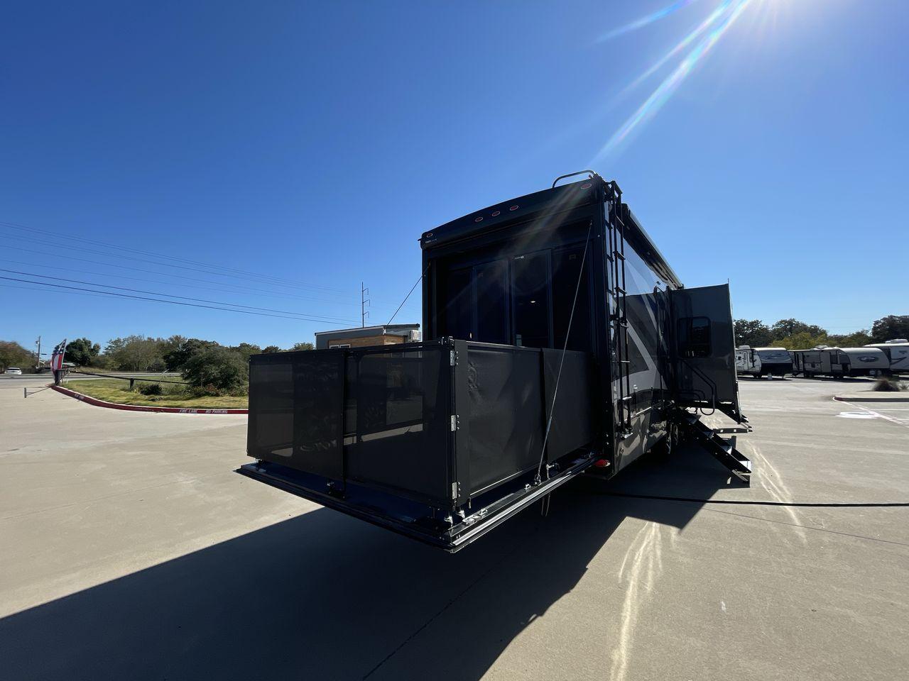 2022 VANLEIGH AMBITION 399TH (7HHAC4333NV) , Length: 43.58 ft. | Dry Weight: 16,900 lbs. | Gross Weight: 21,000 lbs. | Slides: 2 transmission, located at 4319 N Main St, Cleburne, TX, 76033, (817) 678-5133, 32.385960, -97.391212 - If you're in the market for a top-of-the-line Toy Hauler, look no further than RV Depot in Cleburne, TX. We are proud to present the VANLEIGH AMBITION 399TH, a luxurious and spacious RV that is sure to enhance your next adventure. With a price of $99,987, this 2022 model is a steal! Located in Cleb - Photo #30