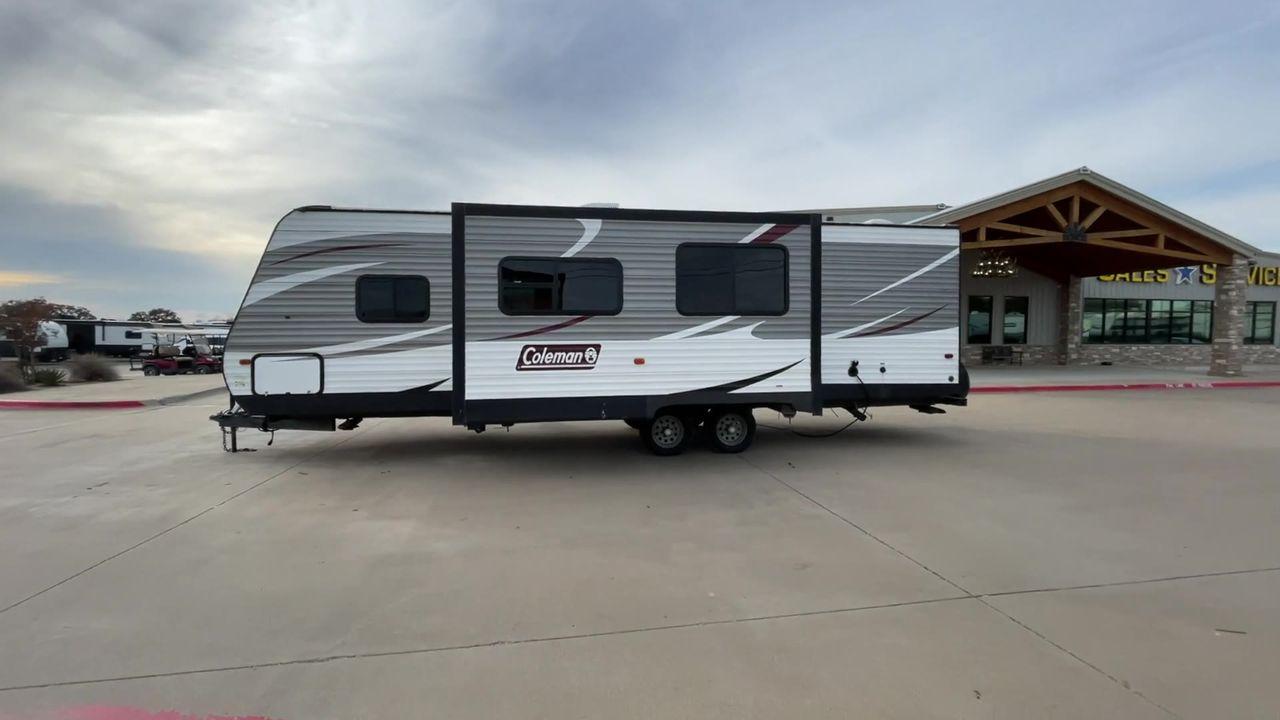 2019 KEYSTONE COLEMAN BH (4YDT28523KY) , located at 4319 N Main St, Cleburne, TX, 76033, (817) 678-5133, 32.385960, -97.391212 - Here are several reasons why this trailer is a must have: (1) The Coleman 215 BH model is packed with features like power jacks, power awning, and solid stance steps. (2) It has an outside kitchen, large double bunks, and a full walk-around bed. (3) Keystone Coleman BH models are known for their - Photo #6