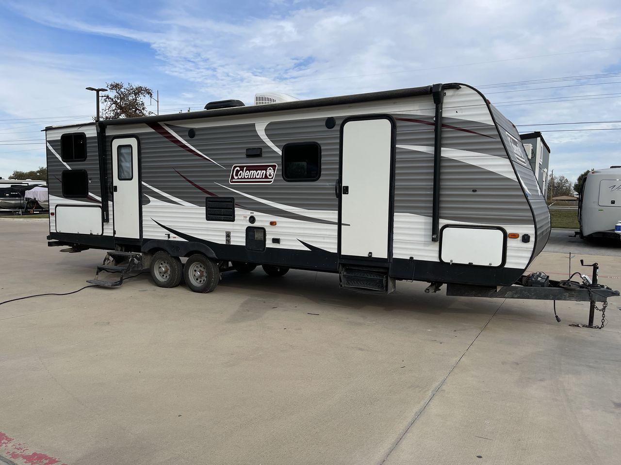 2019 KEYSTONE COLEMAN BH (4YDT28523KY) , located at 4319 N Main St, Cleburne, TX, 76033, (817) 678-5133, 32.385960, -97.391212 - Here are several reasons why this trailer is a must have: (1) The Coleman 215 BH model is packed with features like power jacks, power awning, and solid stance steps. (2) It has an outside kitchen, large double bunks, and a full walk-around bed. (3) Keystone Coleman BH models are known for their - Photo #23