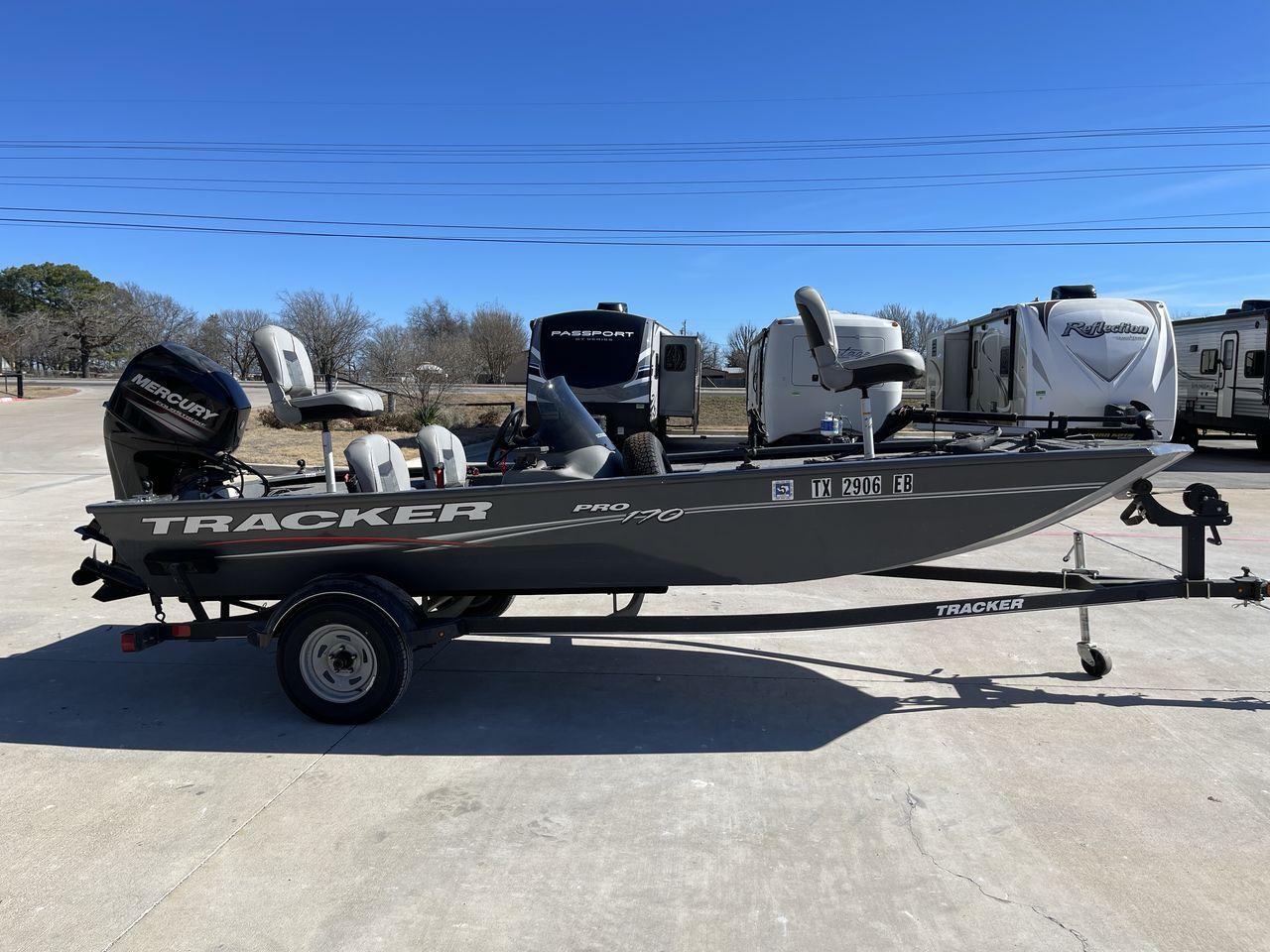 2018 BASS TRACKER PRO (BUJ61274L71) , located at 4319 N Main St, Cleburne, TX, 76033, (817) 678-5133, 32.385960, -97.391212 - The 2018 Bass Tracker Pro is the best fishing partner ever. This boat was made with great care and is built to perform. It has a strong hull and a large deck, so you and your gear will have plenty of room for a relaxing and productive fishing trip. For any fishing trip, this boat is built to last th - Photo #10