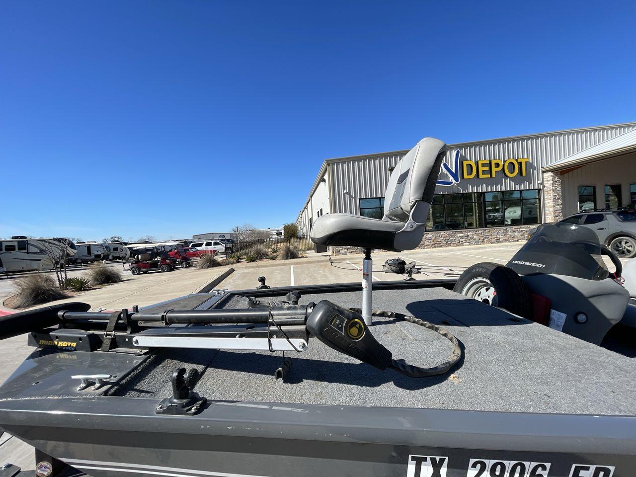 2018 BASS TRACKER PRO (BUJ61274L71) , located at 4319 N Main Street, Cleburne, TX, 76033, (817) 221-0660, 32.435829, -97.384178 - The 2018 Bass Tracker Pro is the best fishing partner ever. This boat was made with great care and is built to perform. It has a strong hull and a large deck, so you and your gear will have plenty of room for a relaxing and productive fishing trip. For any fishing trip, this boat is built to last th - Photo #17