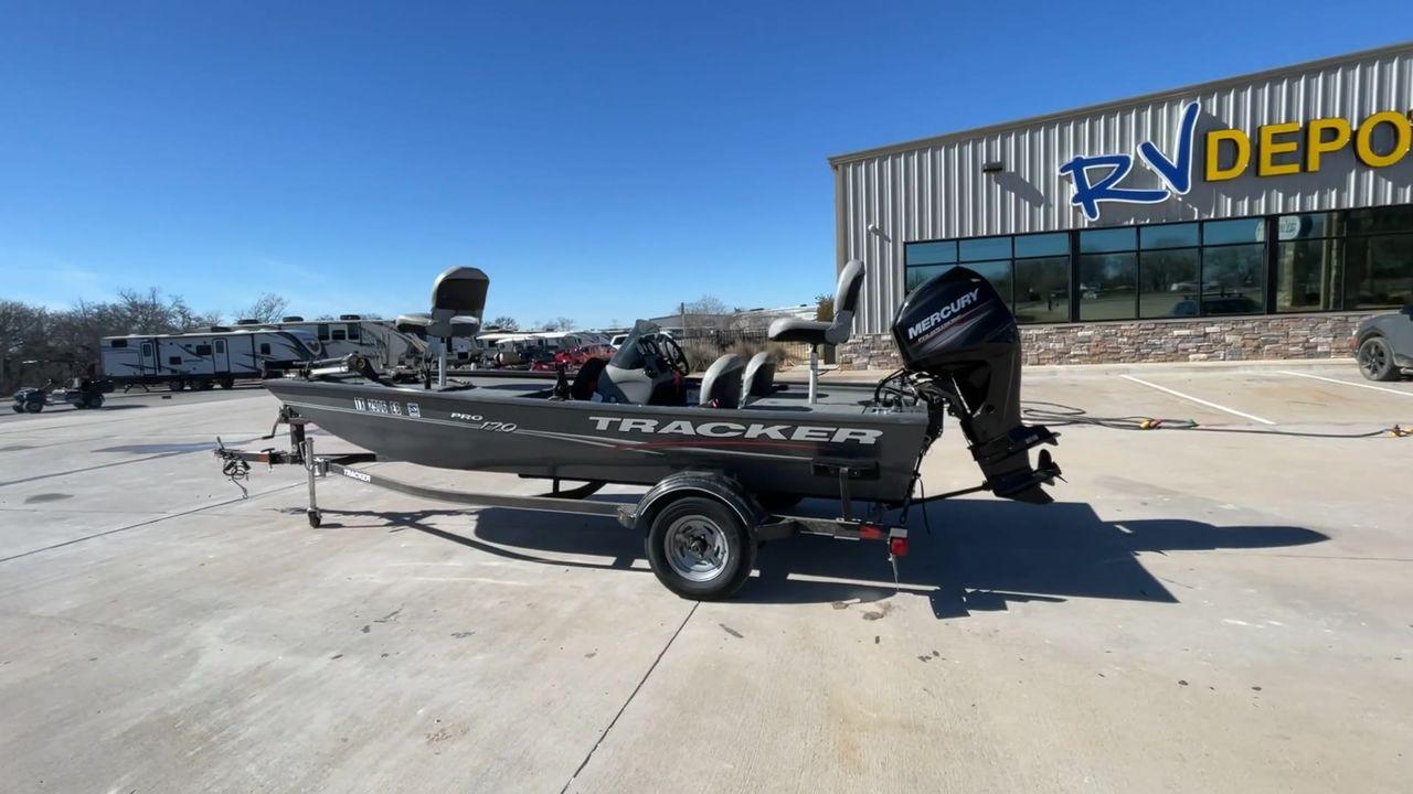2018 BASS TRACKER PRO (BUJ61274L71) , located at 4319 N Main Street, Cleburne, TX, 76033, (817) 221-0660, 32.435829, -97.384178 - The 2018 Bass Tracker Pro is the best fishing partner ever. This boat was made with great care and is built to perform. It has a strong hull and a large deck, so you and your gear will have plenty of room for a relaxing and productive fishing trip. For any fishing trip, this boat is built to last th - Photo #7