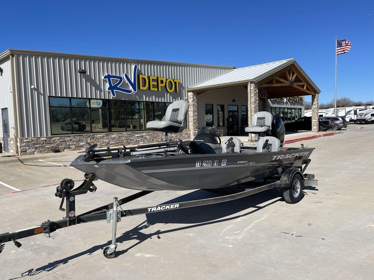 2018 BASS TRACKER PRO (BUJ61274L71) , located at 4319 N Main Street, Cleburne, TX, 76033, (817) 221-0660, 32.435829, -97.384178 - The 2018 Bass Tracker Pro is the best fishing partner ever. This boat was made with great care and is built to perform. It has a strong hull and a large deck, so you and your gear will have plenty of room for a relaxing and productive fishing trip. For any fishing trip, this boat is built to last th - Photo #0