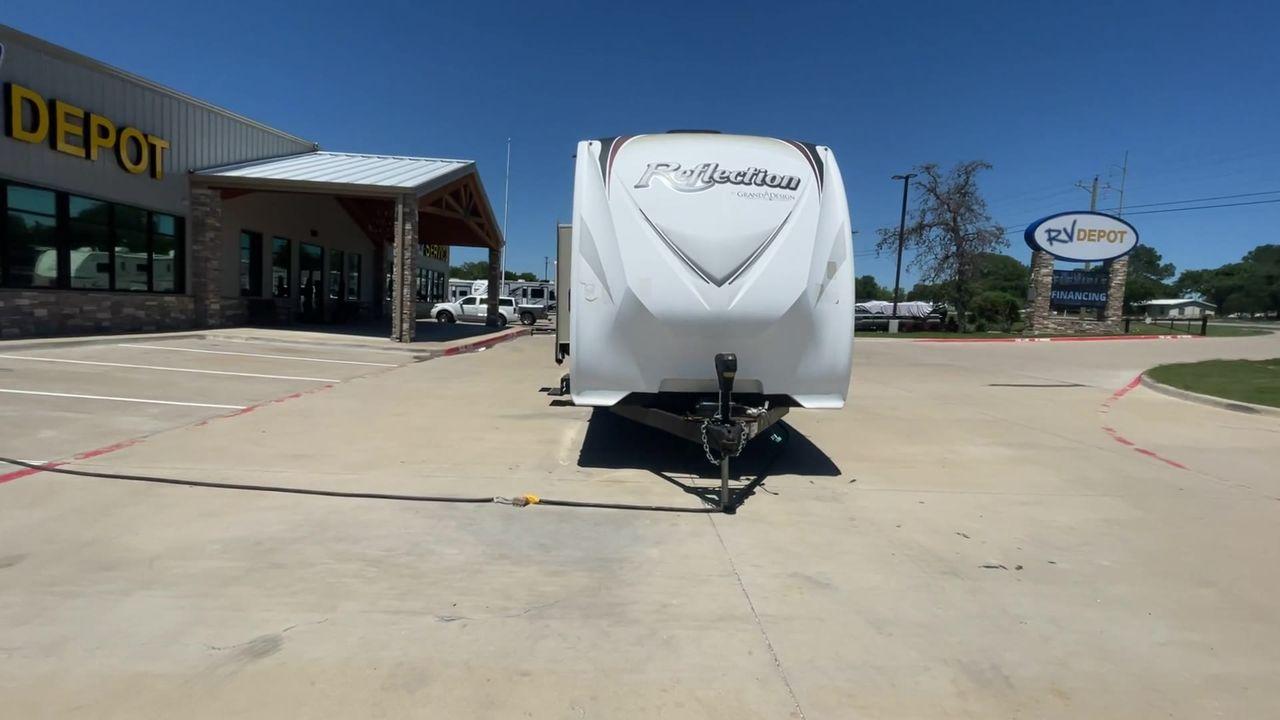 2017 GRAND DESIGN REFLECTION 297RSTS (573TR3424H3) , Length: 33.92 ft | Dry Weight: 7,895 lbs | Gross Weight: 9,995 lbs | Slides: 2 transmission, located at 4319 N Main Street, Cleburne, TX, 76033, (817) 221-0660, 32.435829, -97.384178 - The 2017 Grand Design Reflection 297RSTS is a high-end and flexible travel trailer made to make your life easier and more comfortable while you're on the road. With a length of 33.92 feet and a dry weight of 7,895 lbs, this trailer is big and light, making it easy to pull and move. Because the livin - Photo #4