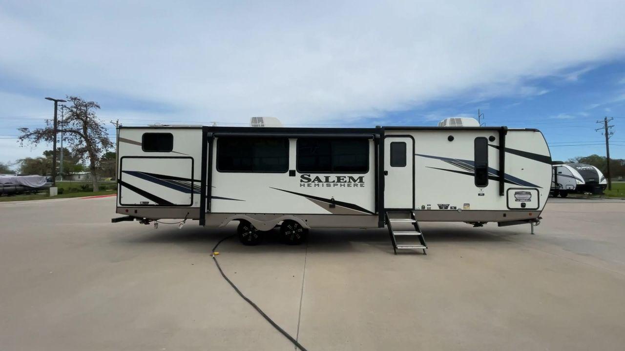 2023 FOREST RIVER SALEM HEMISPHERE 310 (4X4TSBG22PU) , Length: 38.67 ft. | Dry Weight: 9,088 lbs. | Gross Weight: 11,400 lbs. | Slides: 3 transmission, located at 4319 N Main St, Cleburne, TX, 76033, (817) 678-5133, 32.385960, -97.391212 - The 2023 Forest River Salem Hemisphere 310BHI is a top-notch travel trailer that offers a remarkable level of luxury and ample space, ensuring your utmost comfort and convenience during your outdoor escapades. This model provides generous space for your family and friends, with a length of 38.67 fee - Photo #2