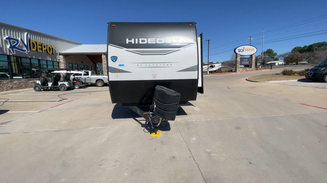 2023 KEYSTONE HIDEOUT 38FQTS (4YDTH1T20P7) , located at 4319 N Main Street, Cleburne, TX, 76033, (817) 221-0660, 32.435829, -97.384178 - Photo #5