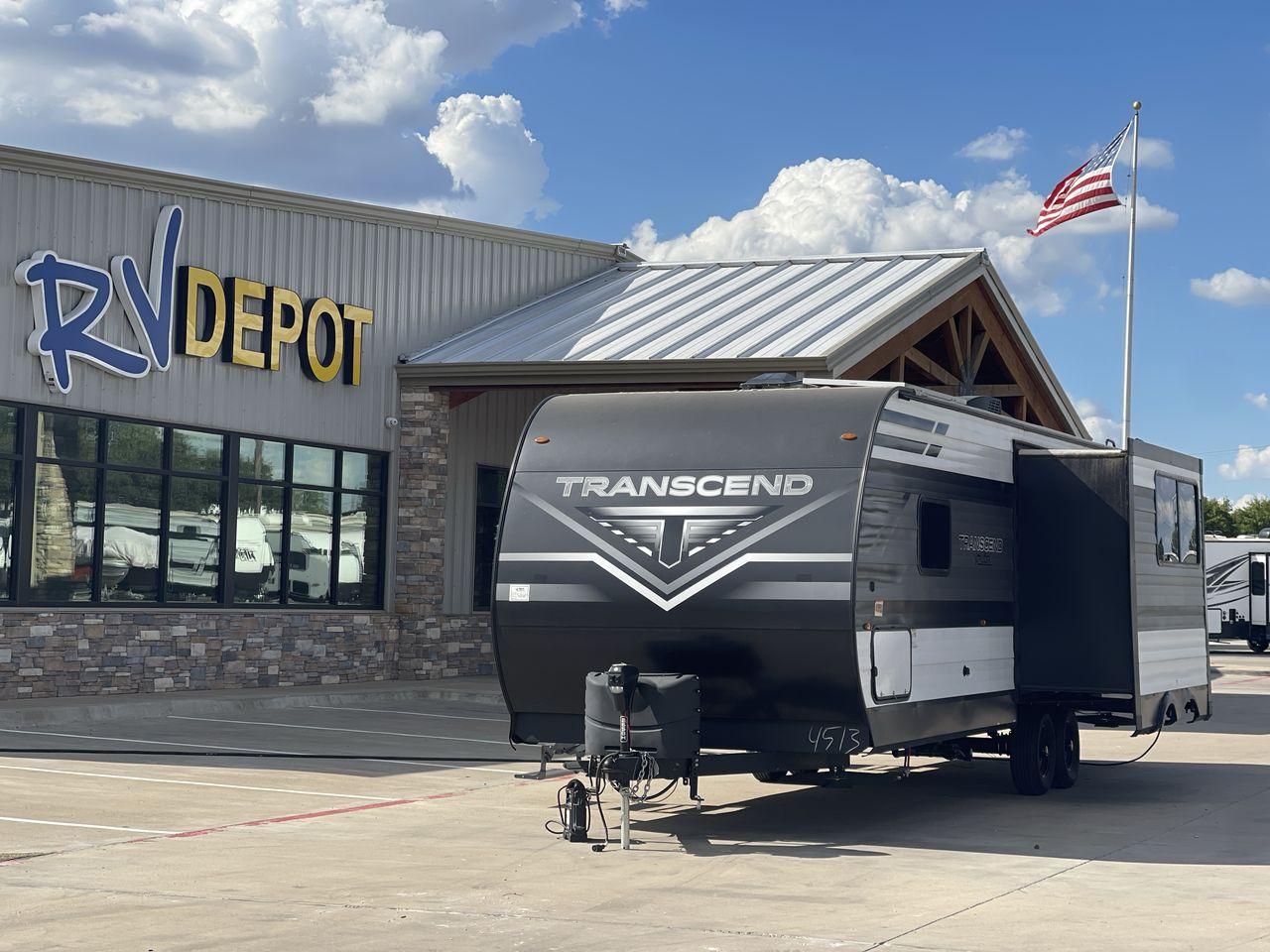 photo of 2022 GRAND DESIGN TRANSCEND 265BH