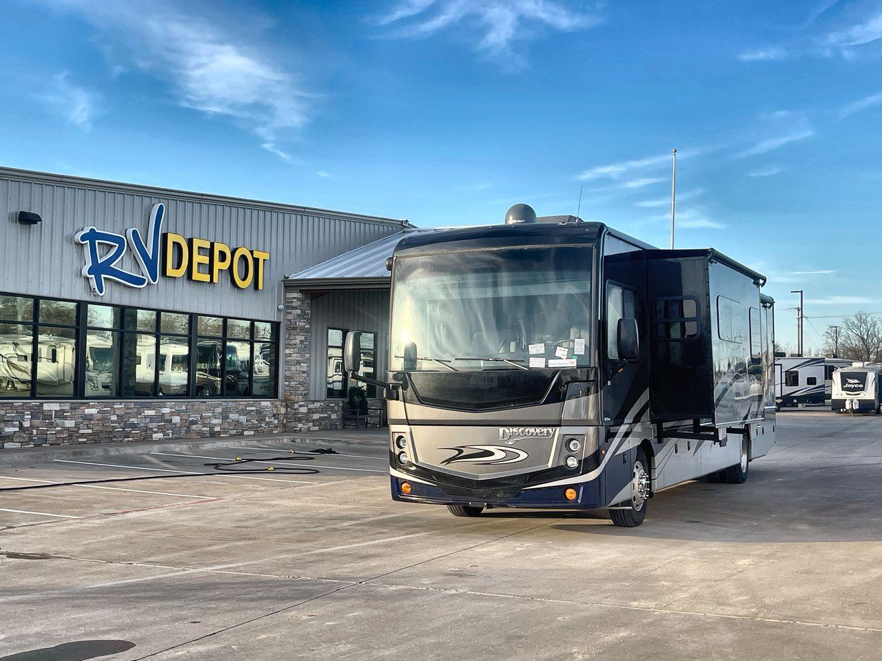 photo of 2019 FLEETWOOD DISCOVERY 38F