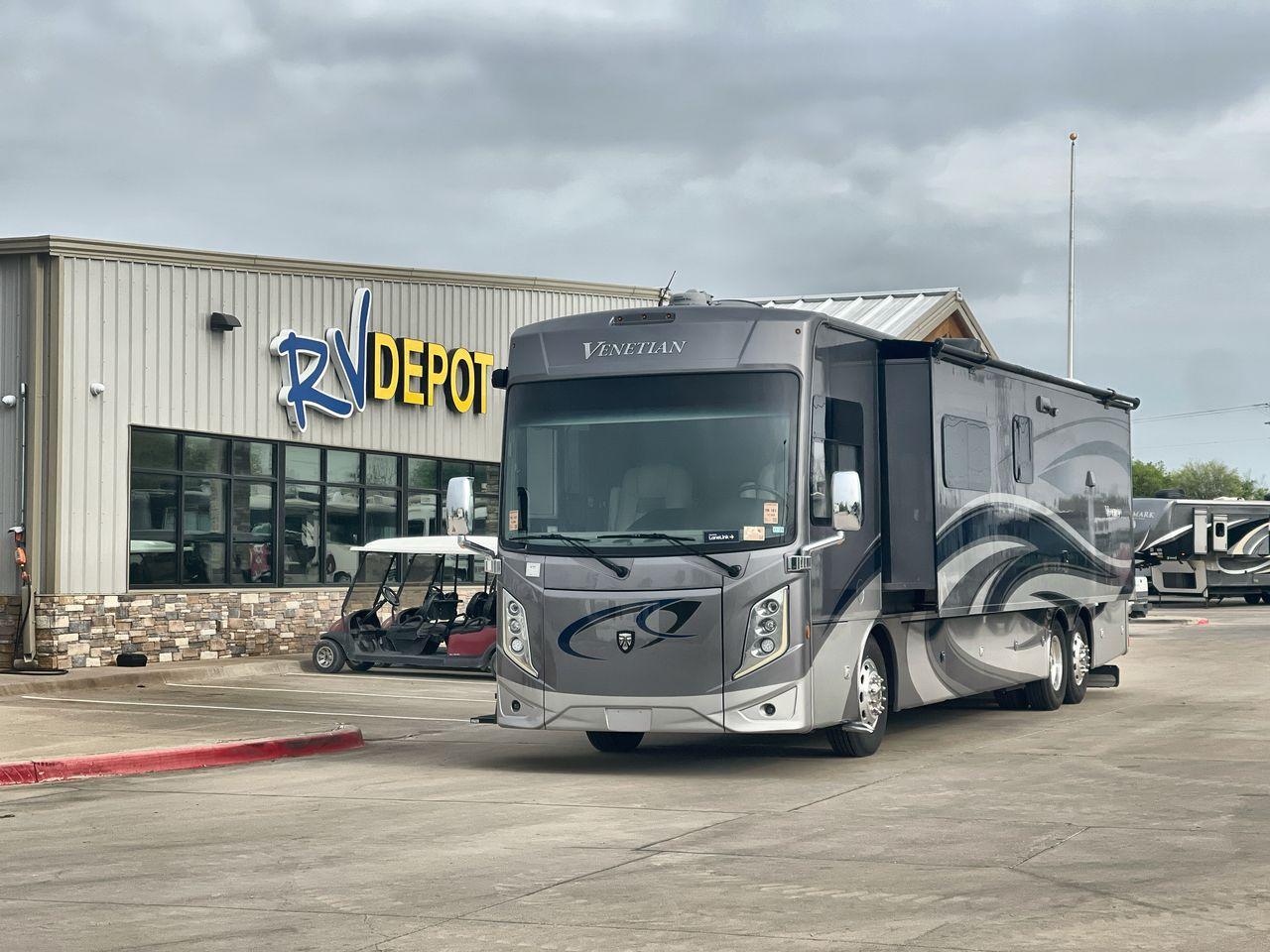 photo of 2022 THOR VENETIAN 42F